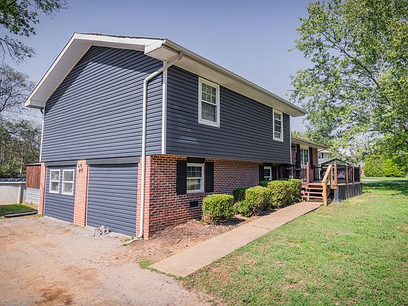 5th image of 206 Becky Dr