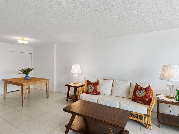 5th image of 10101 E Bay Harbor Dr APT 207