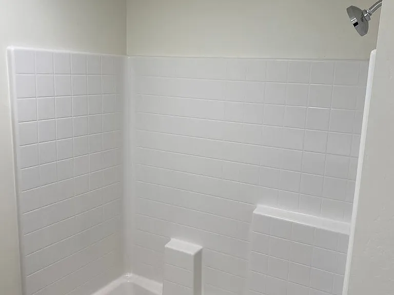 721 Tate St — Photo 10