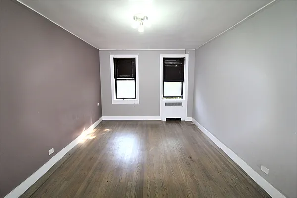 Rented by Bruma Realty LLC | media 18