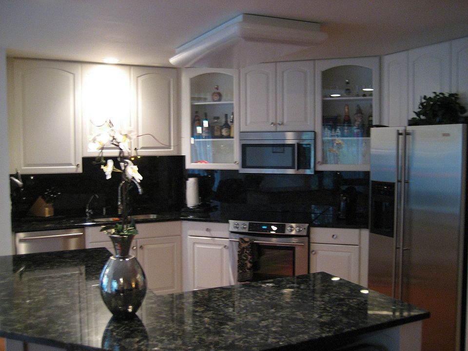 Gourmet Kitchen
