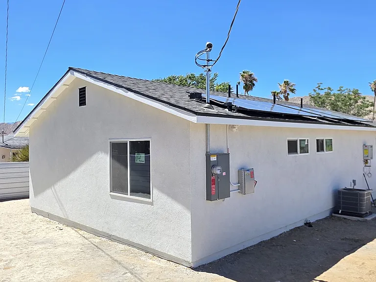 7425 Borrego Trl #B — Photo 17