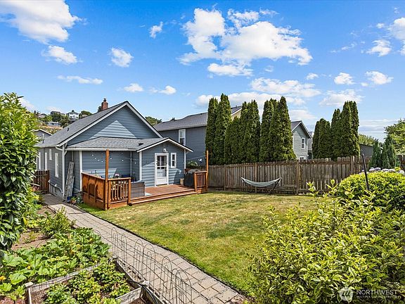 2nd image of 1715 26th Avenue S