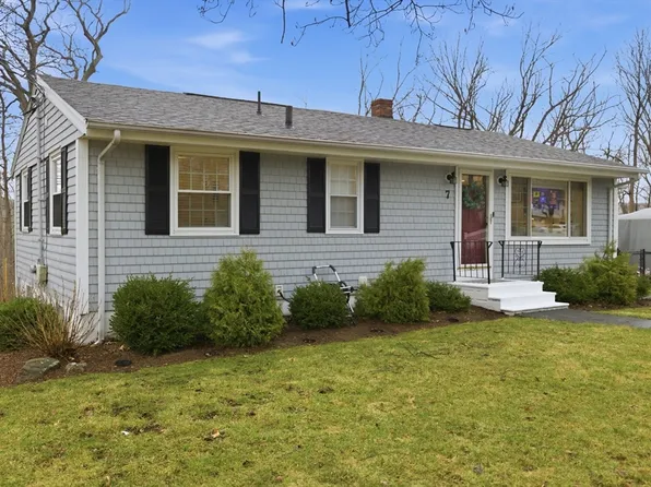 7 Paulette Dr, Danvers, MA 01923