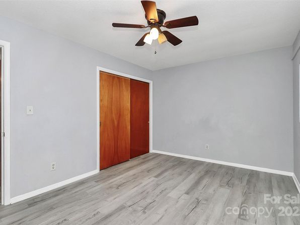 charlotte-north-carolina-299899443 picture