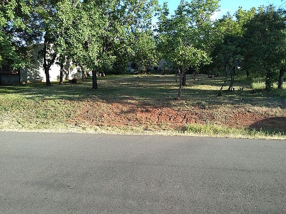 9155 Hoopa Dr is flat!
