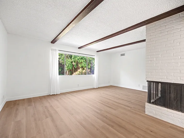 4413 Canoga Dr — Photo 14