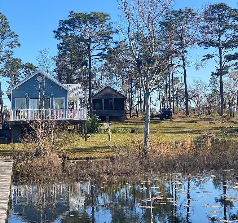 1st image of 8028 Bartow Saunders Cir