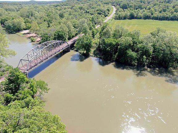 5th image of 810 County Road 152