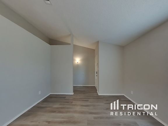 3rd image of 506 Ponderosa Dr