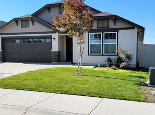 10379 Longtail Dr, Nampa, ID 83687