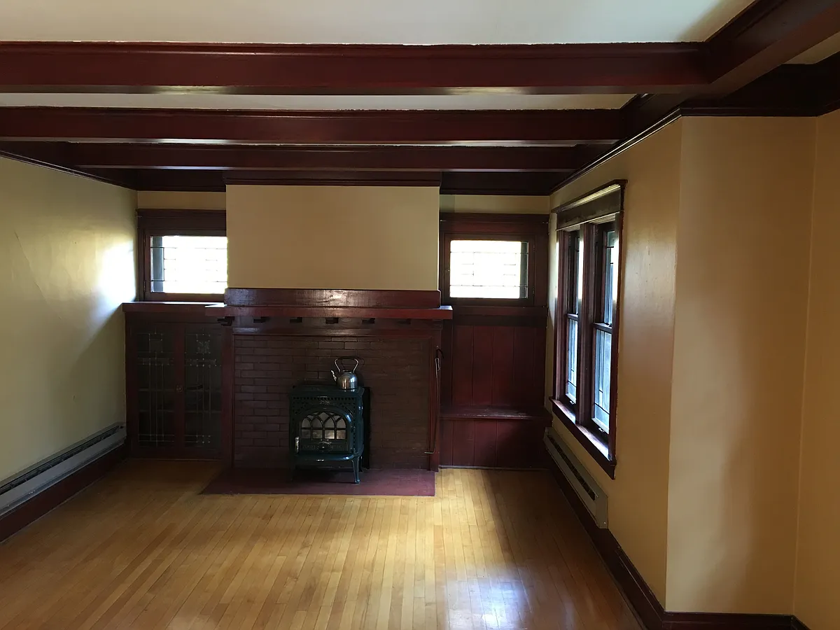 Building Photo - 1903 W 8th Ave #804