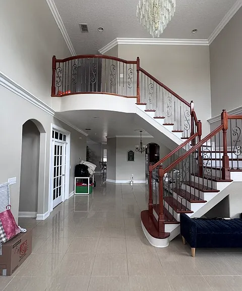1610 W Clifton St — Photo 3