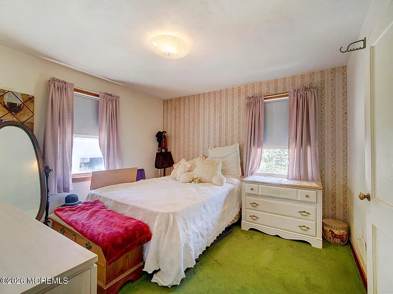 224 Chatham Ave — Photo 10