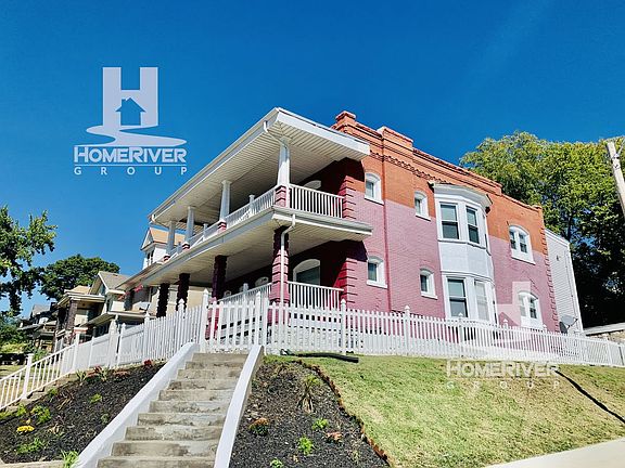 2nd image of 2745 Garfield Ave #0