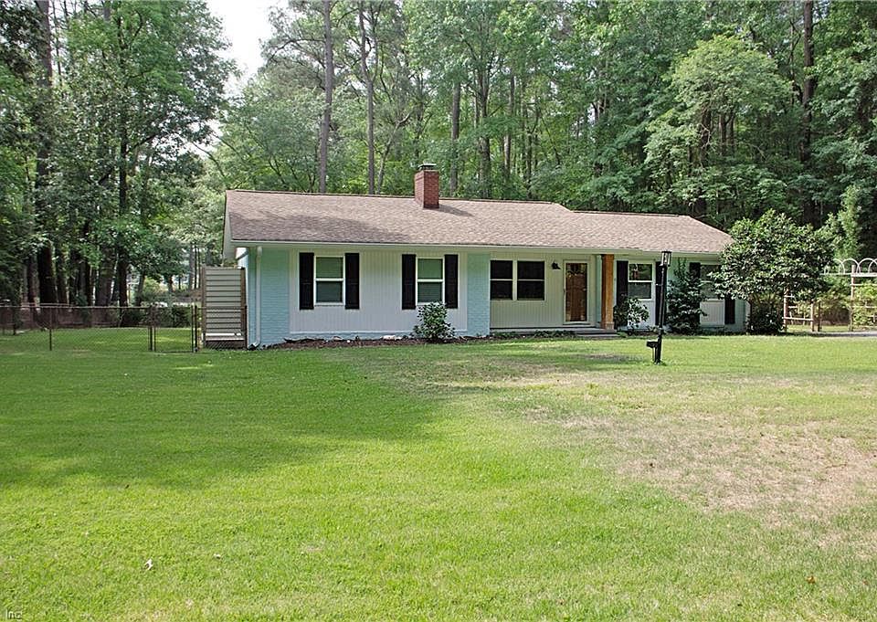 1st image of 764 Lovers Ln