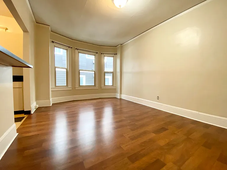 1511 Boylston Ave — Photo 25
