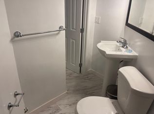 209 Kaiulani Ave #16, Honolulu, HI 96815