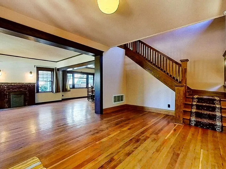 216 Mount Washington Dr — Photo 6