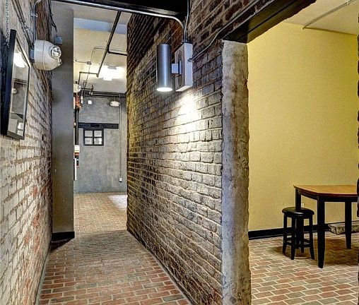 4th image of 110 W Marshall St #U44