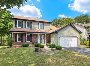 318 Bell Dr, Cary, IL 60013