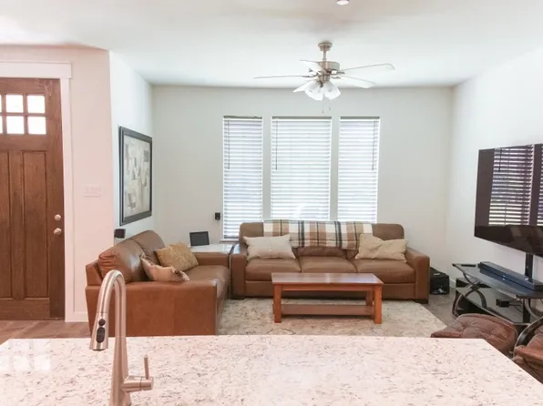 6121 Baritone Ct, Sachse, TX 75048