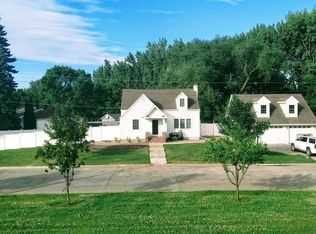 405 Alpha Ave, Grand Forks, ND 58203