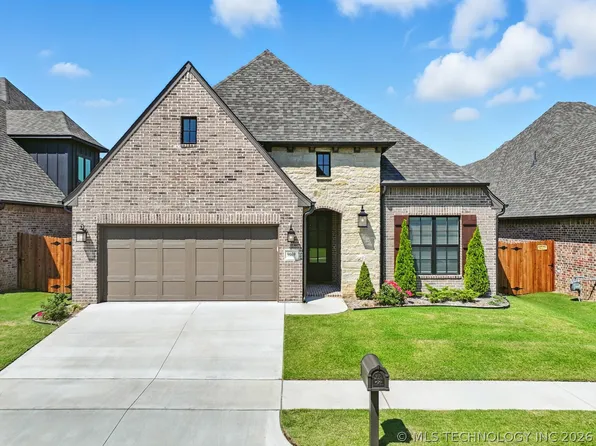 9069 E 62nd Pl S, Tulsa, OK 74133