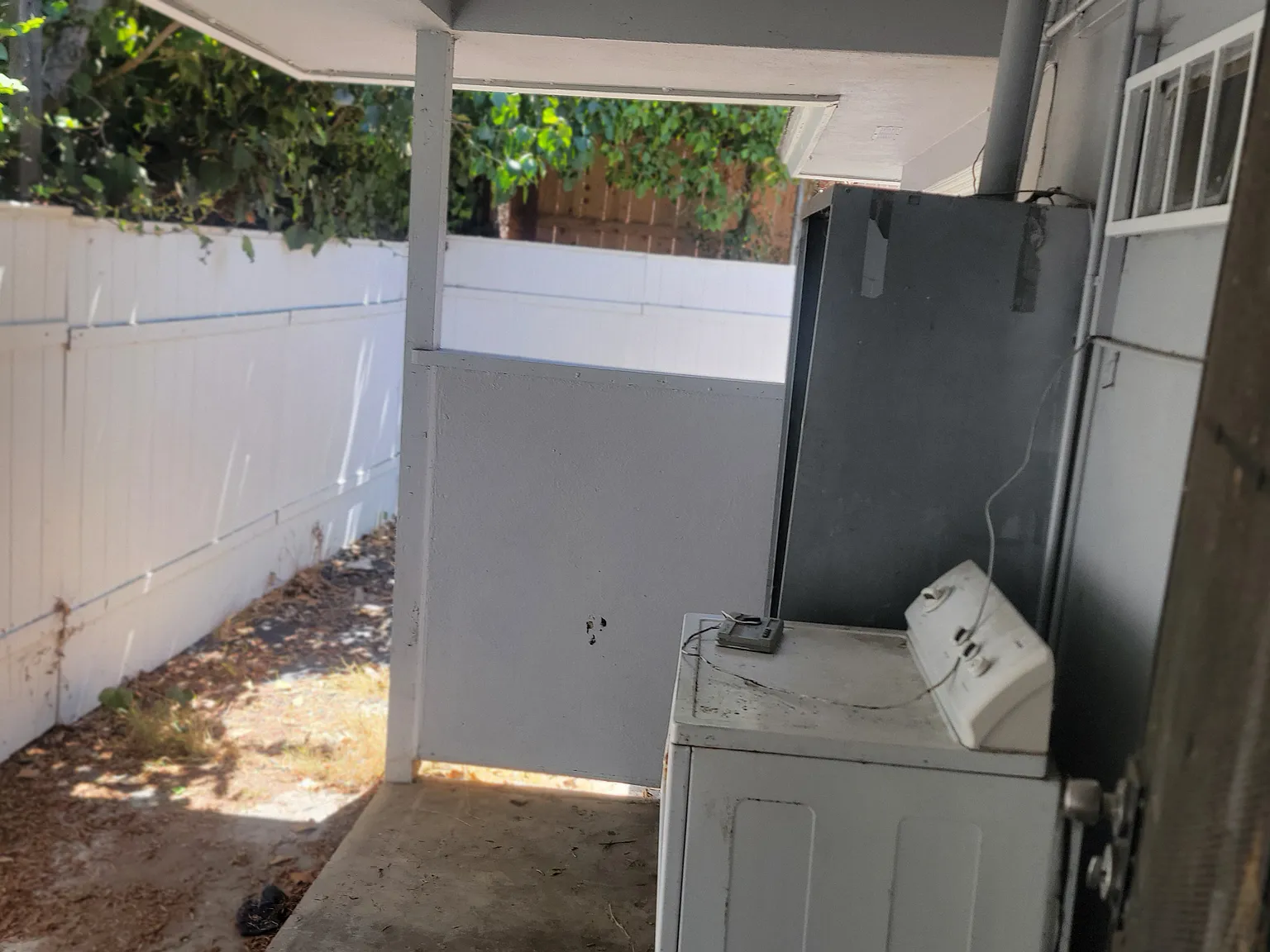 2 bed, 900 sqft, $2,400 — Photo 4