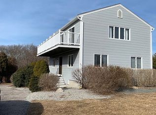 63 Carver Ln, Narragansett, RI 02882