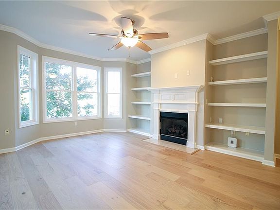 5th image of 225 E Ponce De Leon Ave APT 325