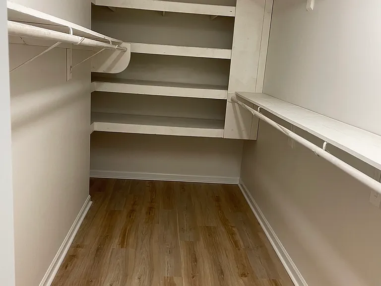 1018 Windridge Dr — Photo 11