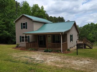107 Grannys Ln, Greenwood, SC 29646