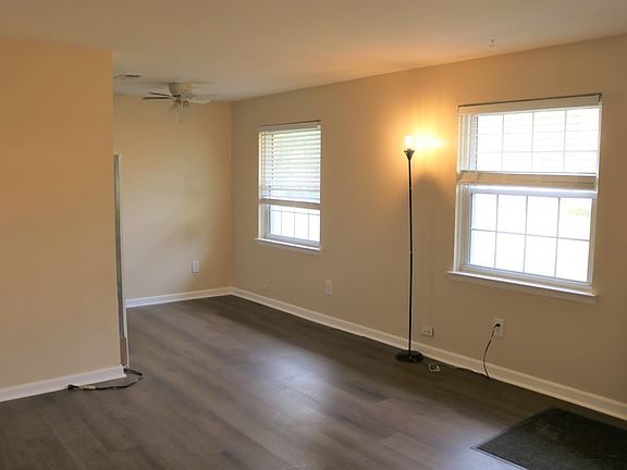 3rd image of 138 Princeton Dr #138