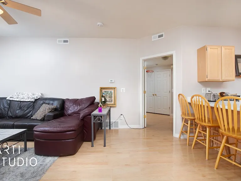 331 N Belmont Pl #233 — Photo 12