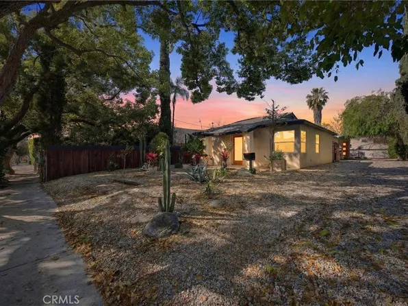 261 N Oak Ave, Pasadena, CA 91107