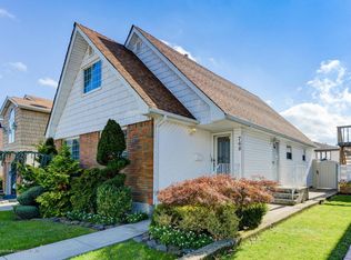 768 Katan Ave, Staten Island, NY 10312