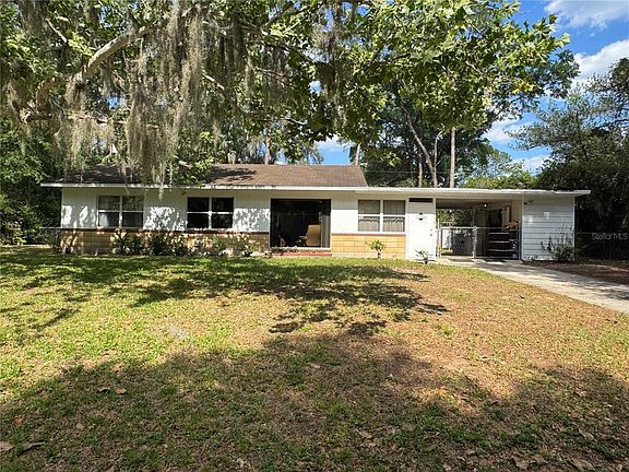 2nd image of 517 NW 36th Ter