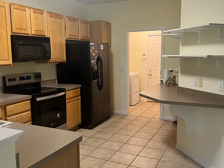 2563 Wyndgate Ct — Photo 9