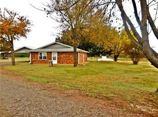 23180 Glover St, Shady Point, OK 74956
