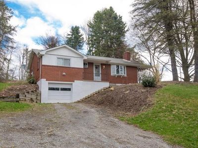 243 Route 228 W, Valencia, PA, 16059