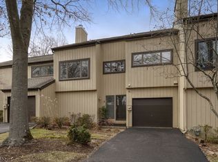 3 Poplar Ln, Harding Twp, NJ 07960