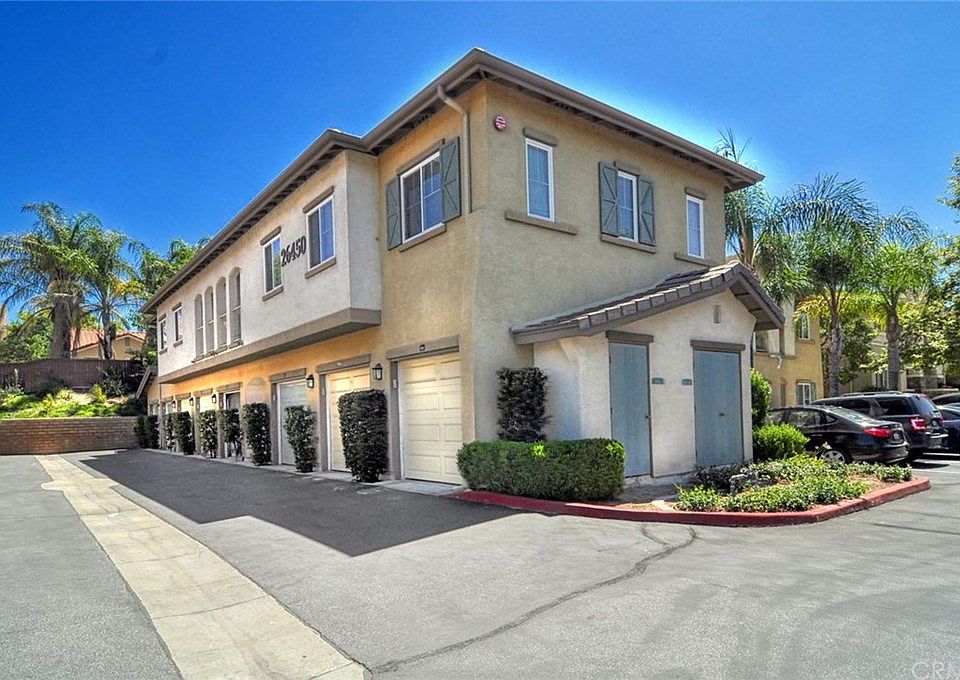 2nd image of 26450 Arboretum Way Unit 1005