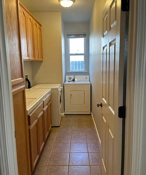 729 Wynyard Cir — Photo 15