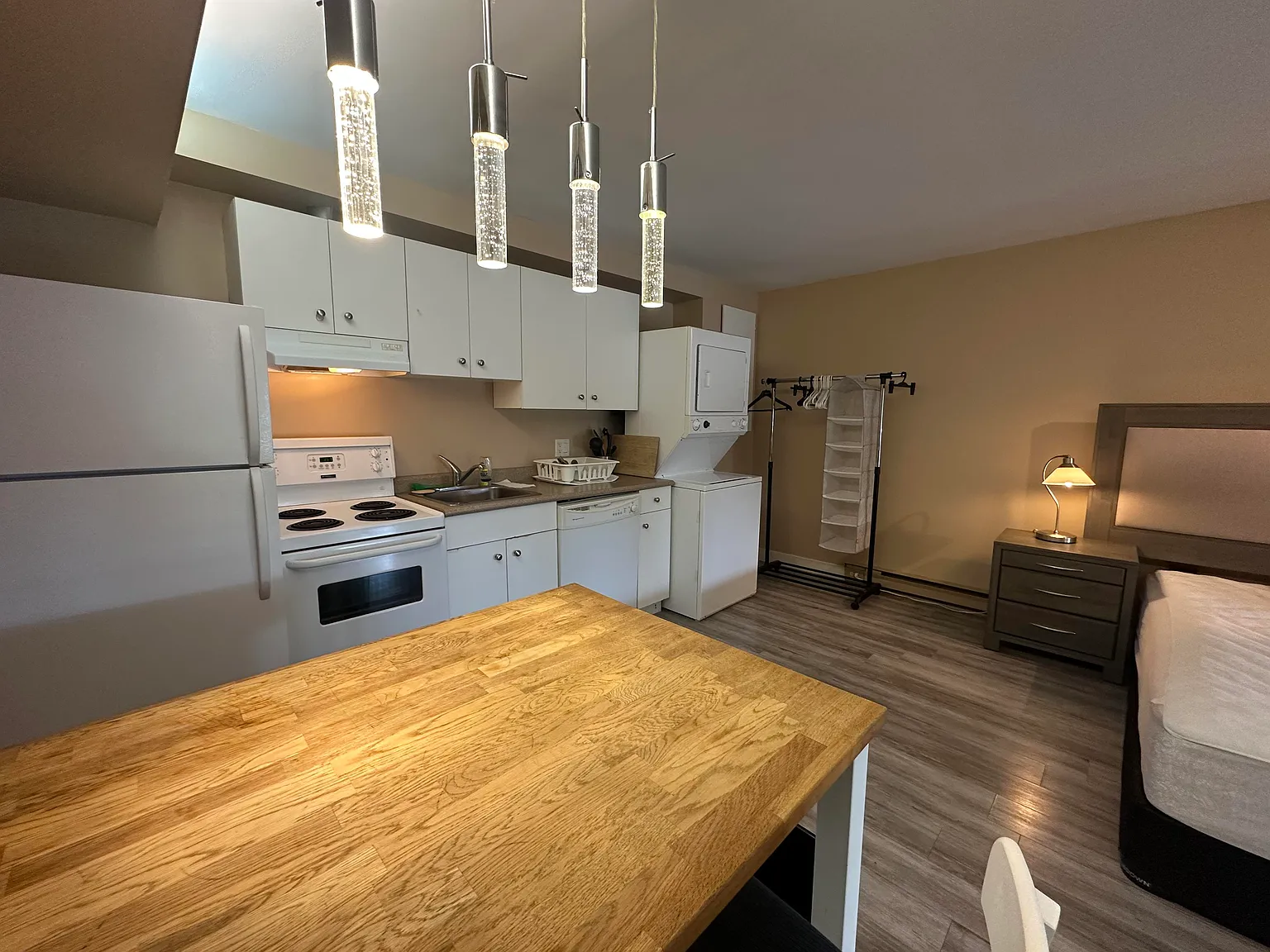 3888 Norwood Ave — Photo 3