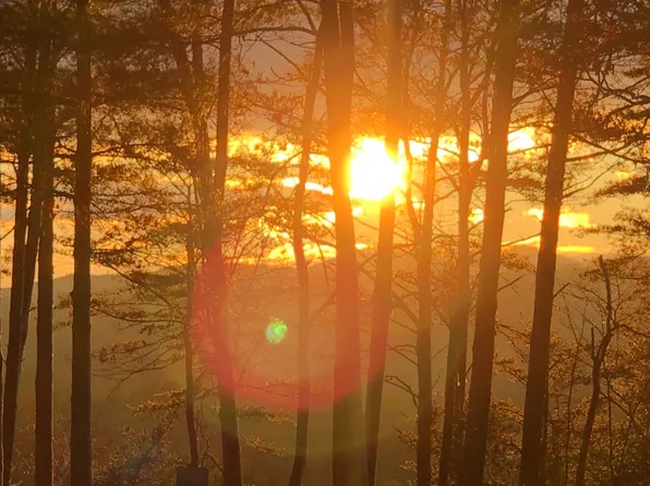 999 Blue Ridge Heights Dr, Blue Ridge, GA 30513