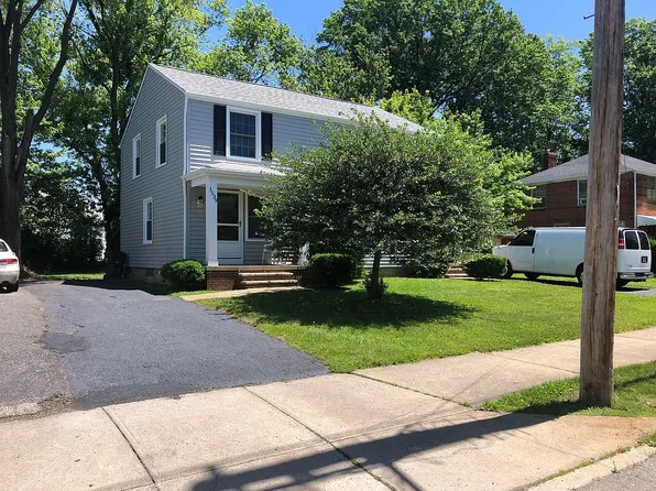 1539 Babbitt Rd, Euclid, OH 44132