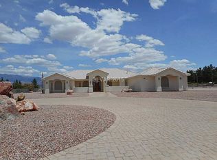 2811 E Rockin Doc Rd, Pahrump, NV 89048