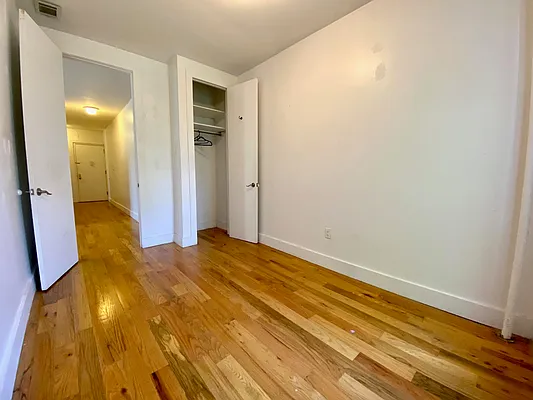 Rented by Lang Realty LLC | media 16