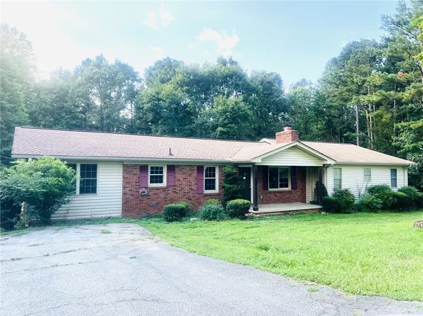 109 Lanford Dr, Seneca, SC 29672
